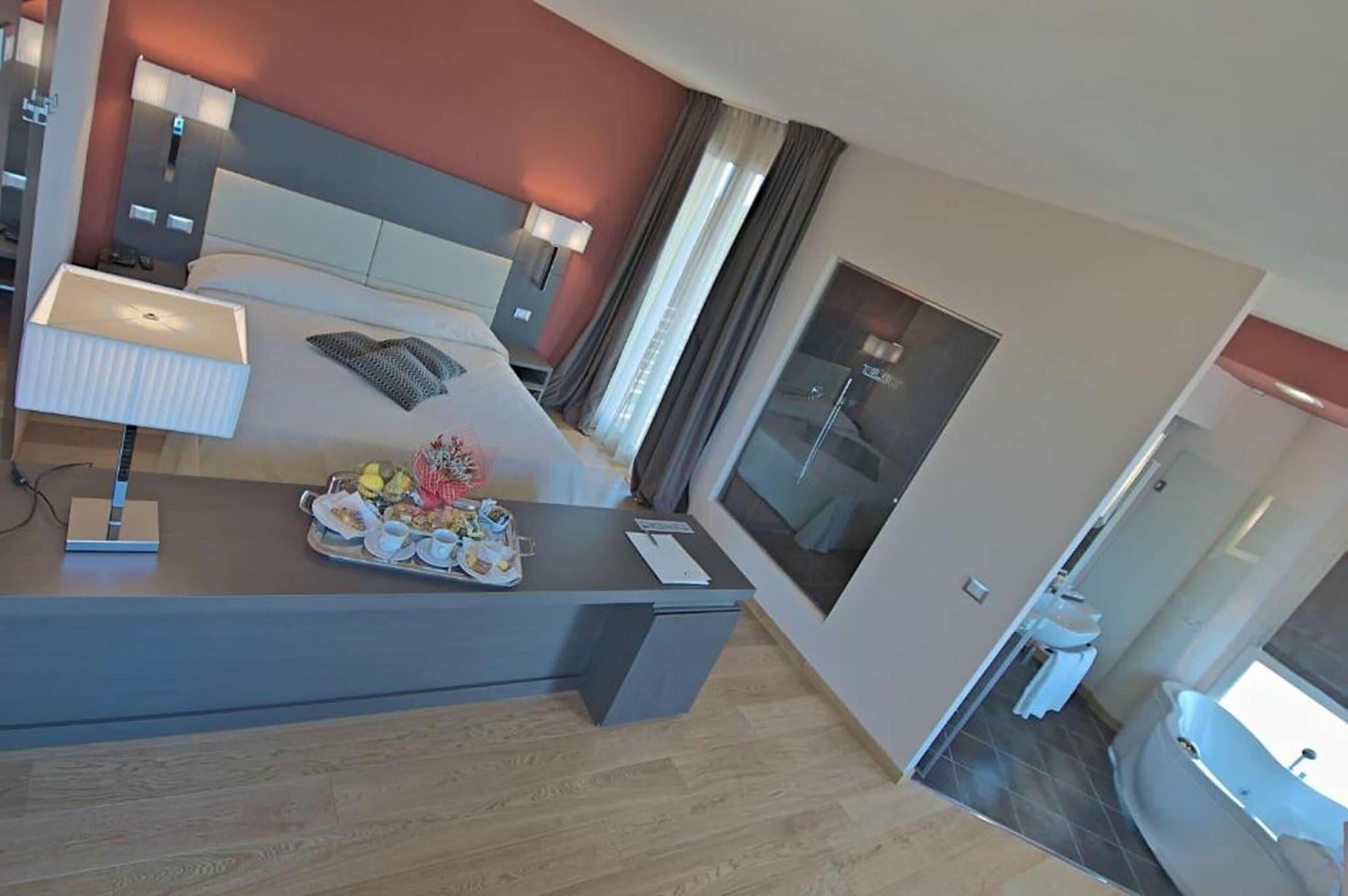 Zen Hotel Versilia Marina di Pietrasanta Exterior foto