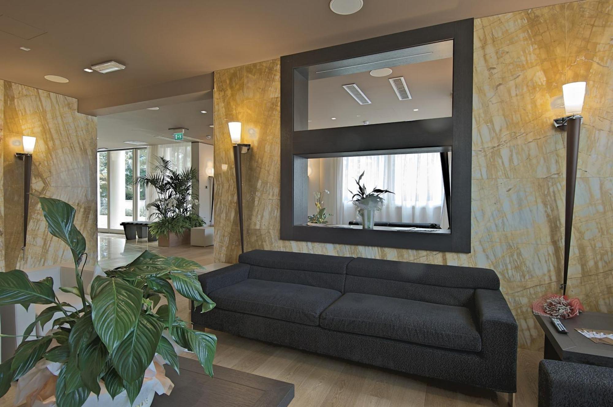 Zen Hotel Versilia Marina di Pietrasanta Exterior foto