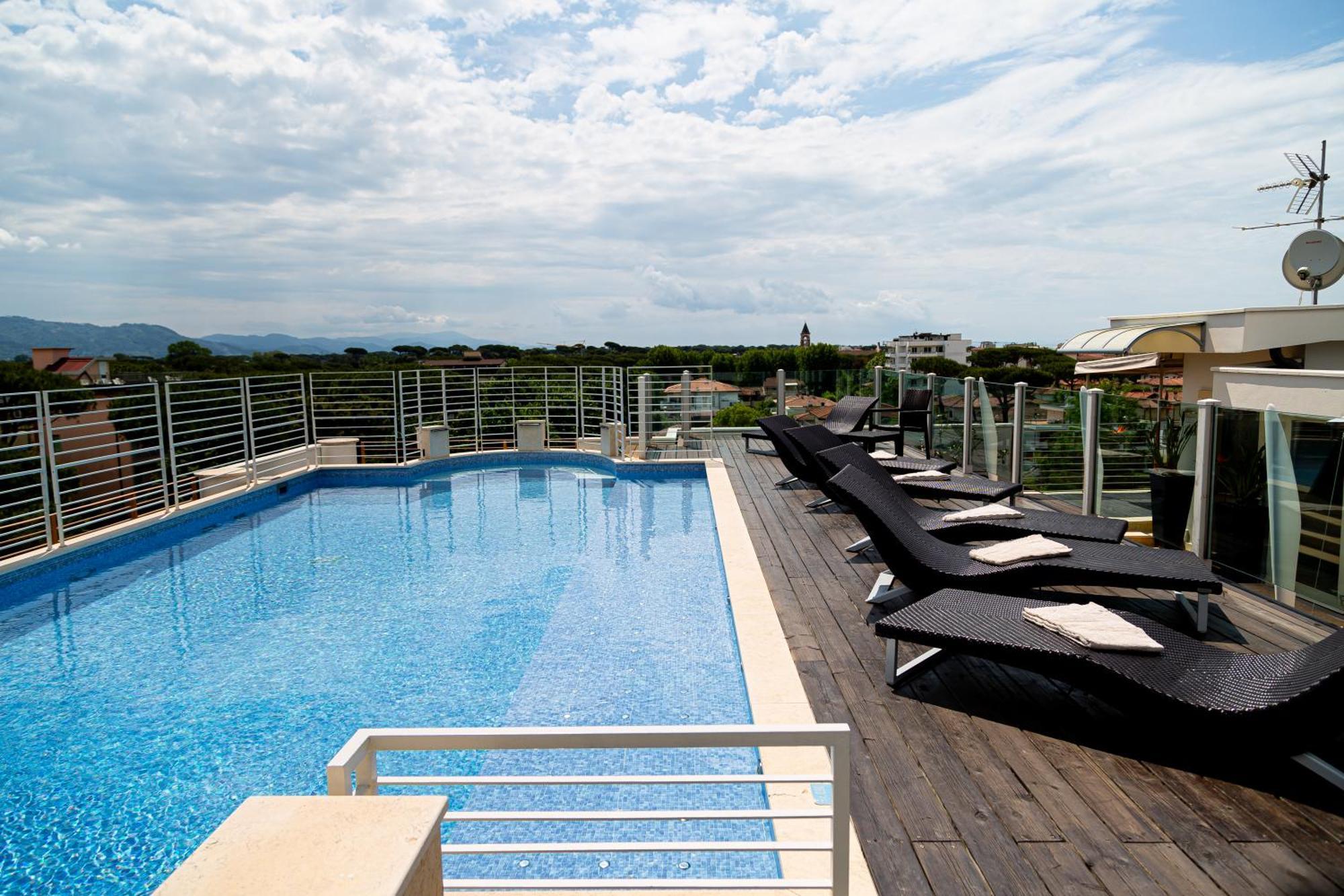 Zen Hotel Versilia Marina di Pietrasanta Exterior foto